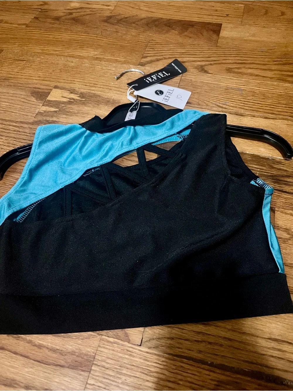 New 2 Piece Cheerleading Uniform Outfit Sleeveless Crop Top w/ Skirt cheer sz 10